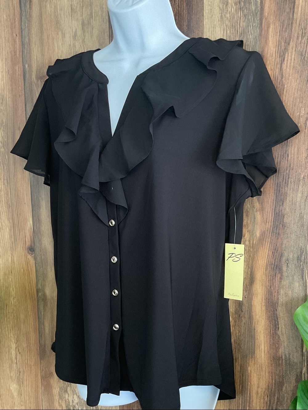 Perseption Concept Ruffle V-Neck Button-Front Blouse XL      C270